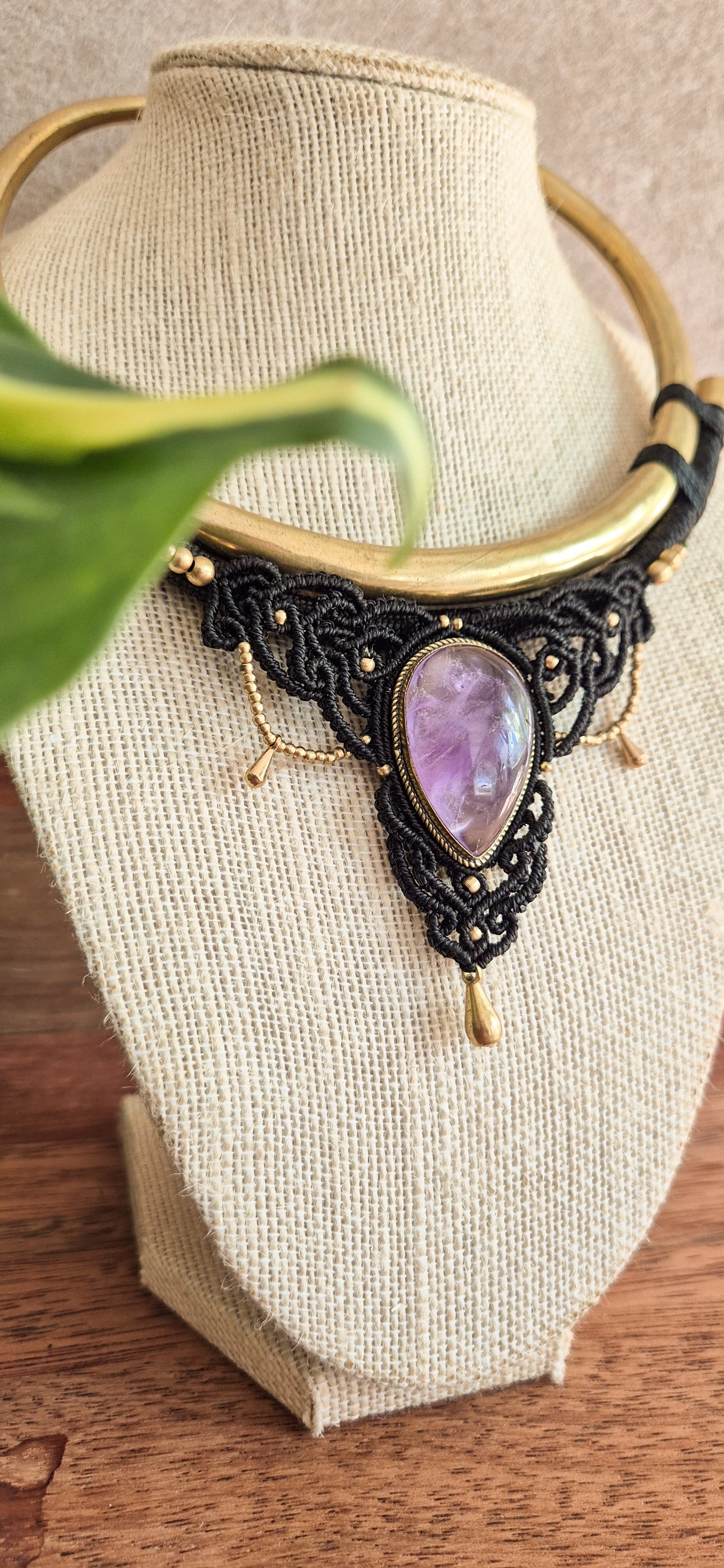 Hecate – Amethyst Torque Choker (Handmade Micro-Macrame)