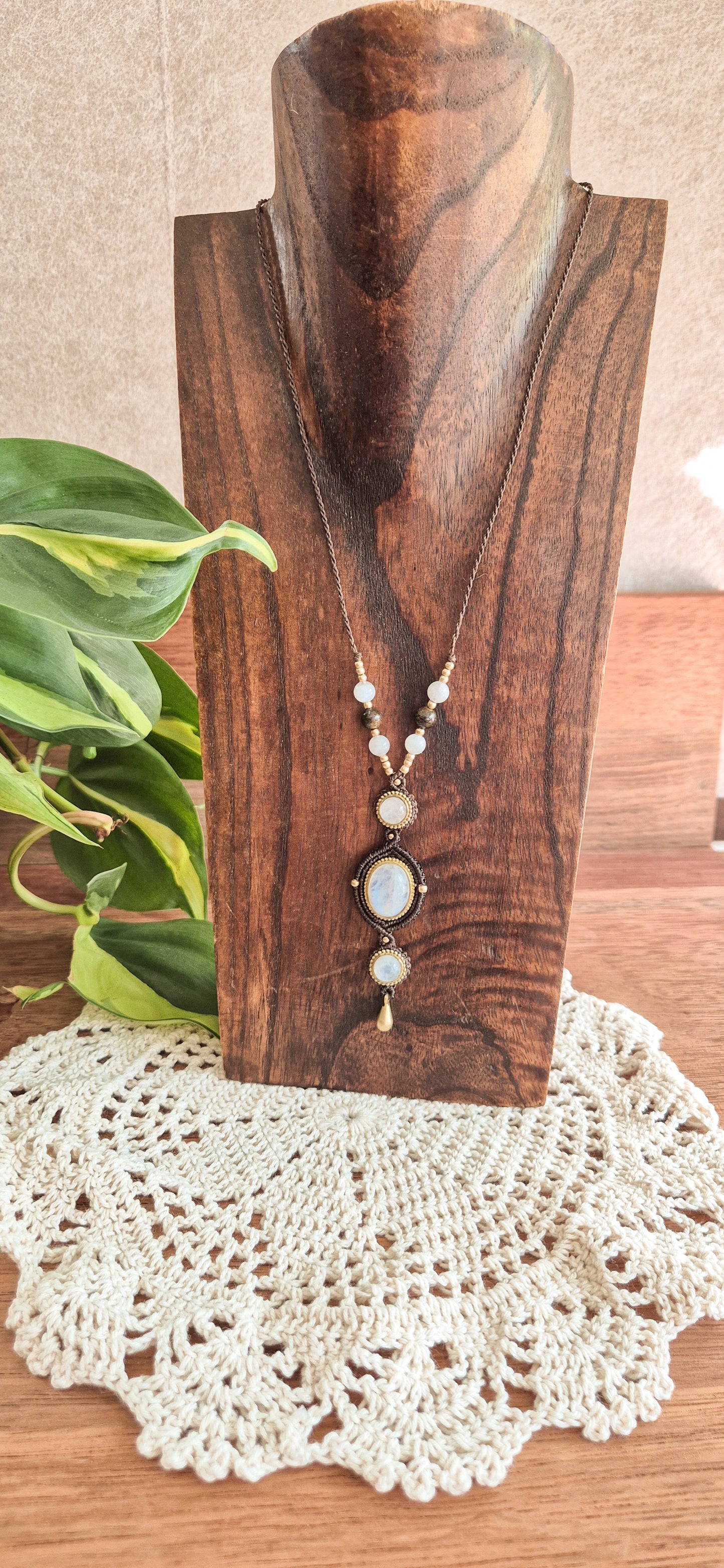 Luna – Customisable Micro‑Macramé Pendant (Handmade in Australia)