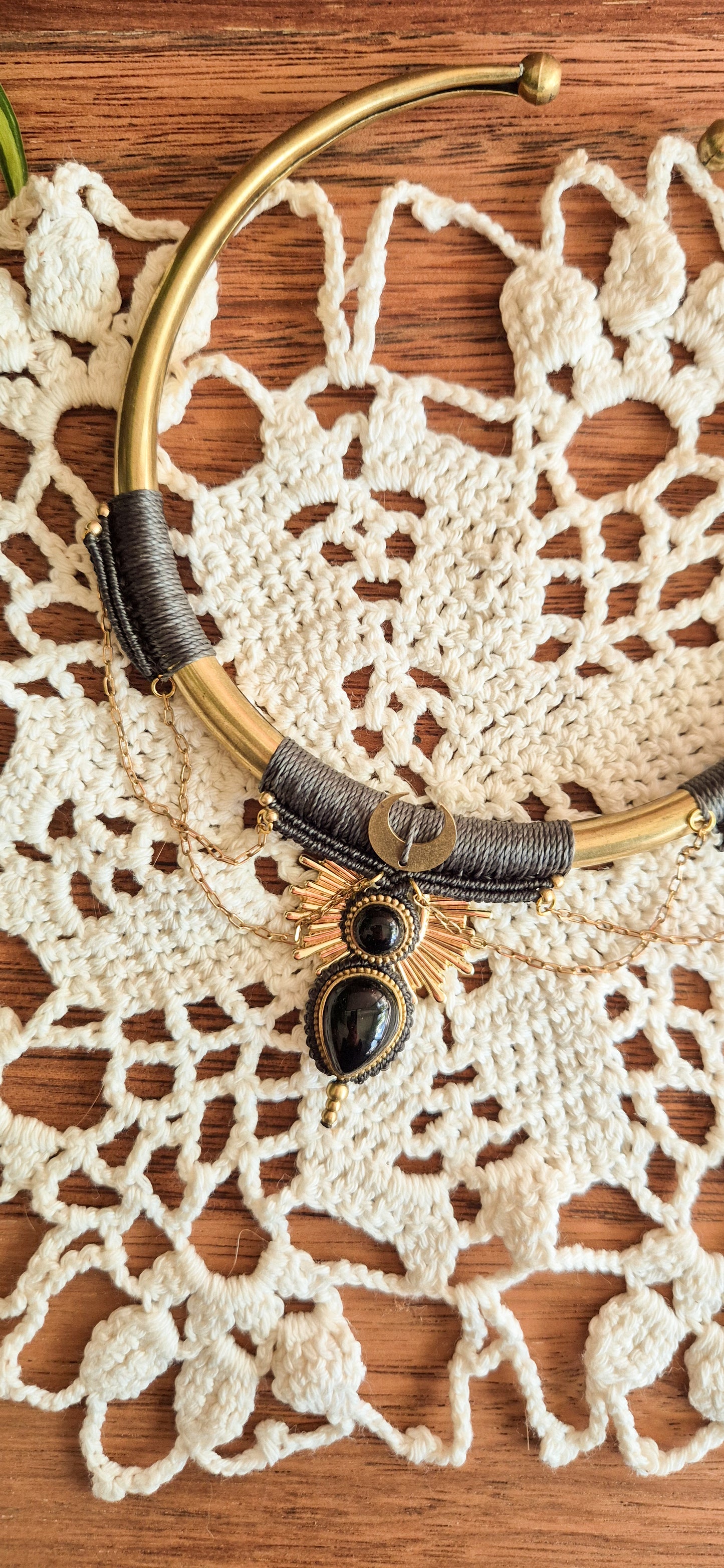 Thetis – Customisable Brass Torque Choker (Handmade Micro‑Macramé)