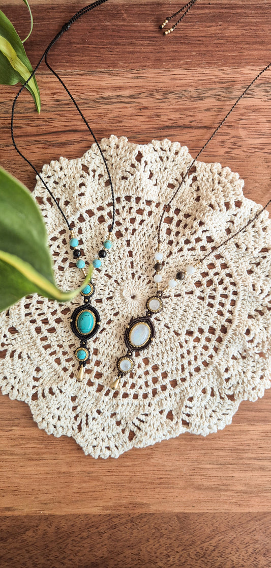 Luna – Customisable Micro‑Macramé Pendant (Handmade in Australia)
