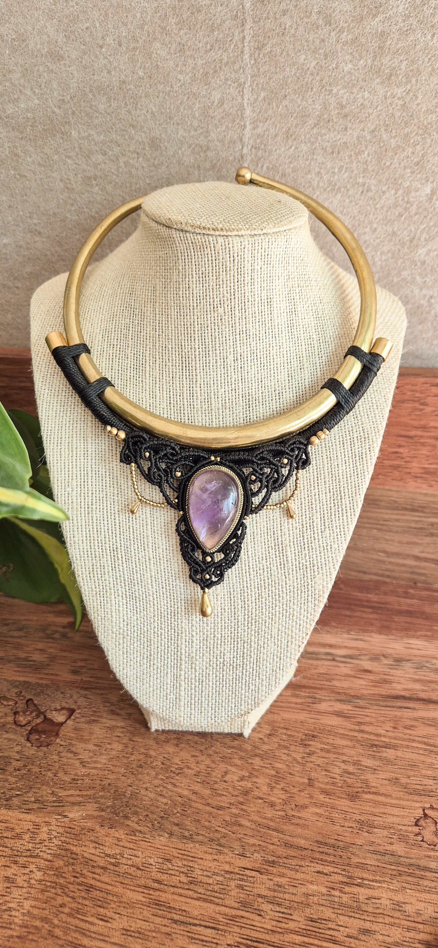 Hecate – Amethyst Torque Choker (Handmade Micro-Macrame)