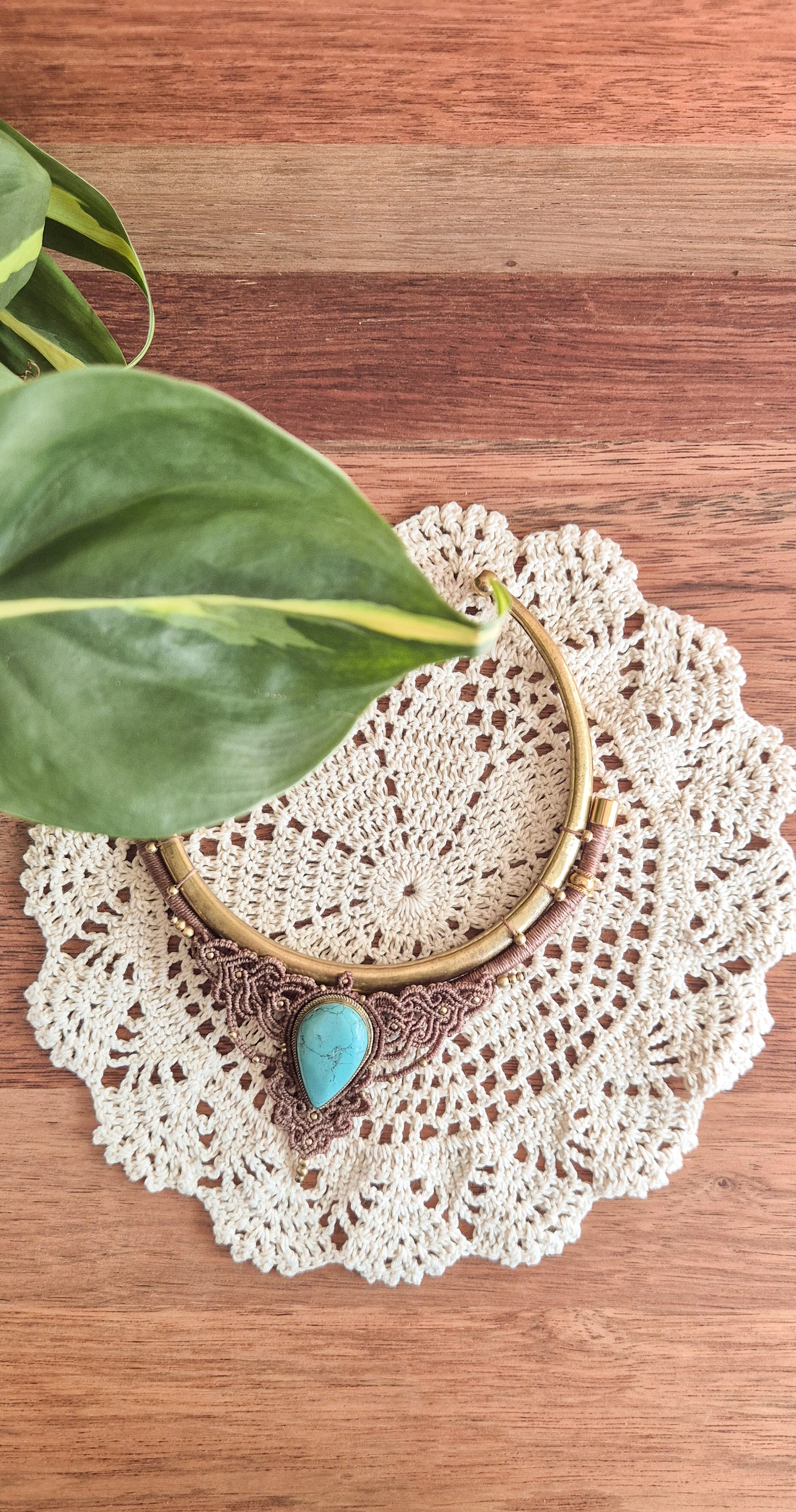 Skye – Turquoise Brass Torque Choker (Handmade Micro‑Macramé)