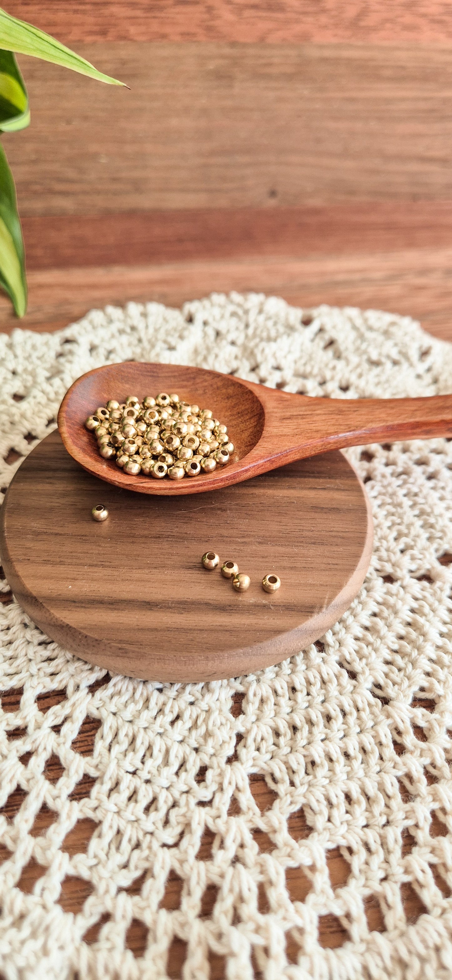 3mm Brass or Silver Beads – Jewellery Making Supplies (Macramé & Beading)
