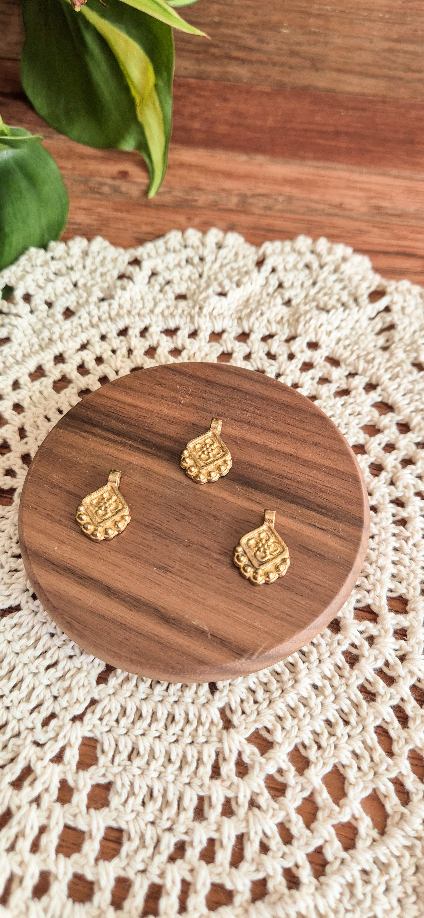 Elin Charm - Raw Brass Charms – Jewellery Making Supplies (Macramé & Beading)