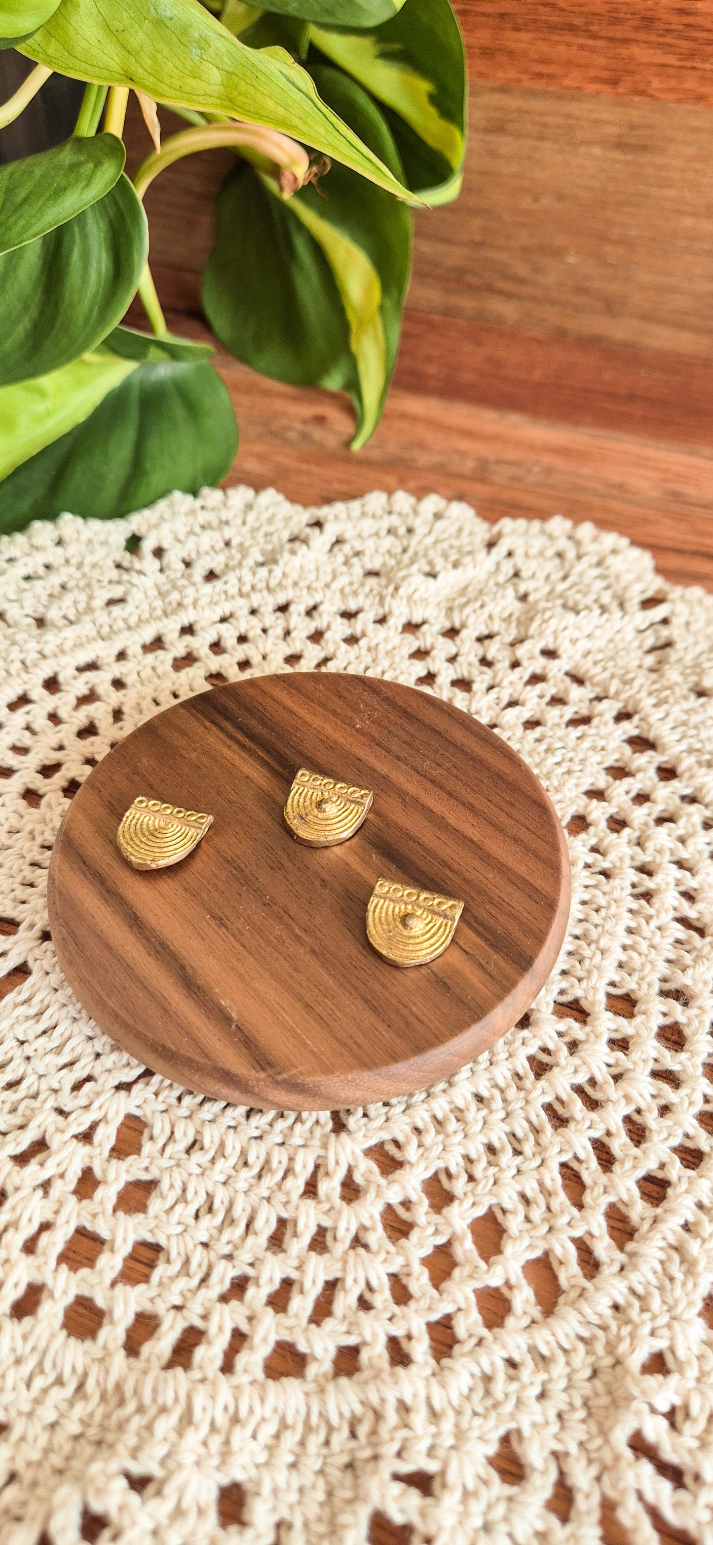 Eira Charm - Raw Brass Charms – Jewellery Making Supplies (Macramé & Beading)