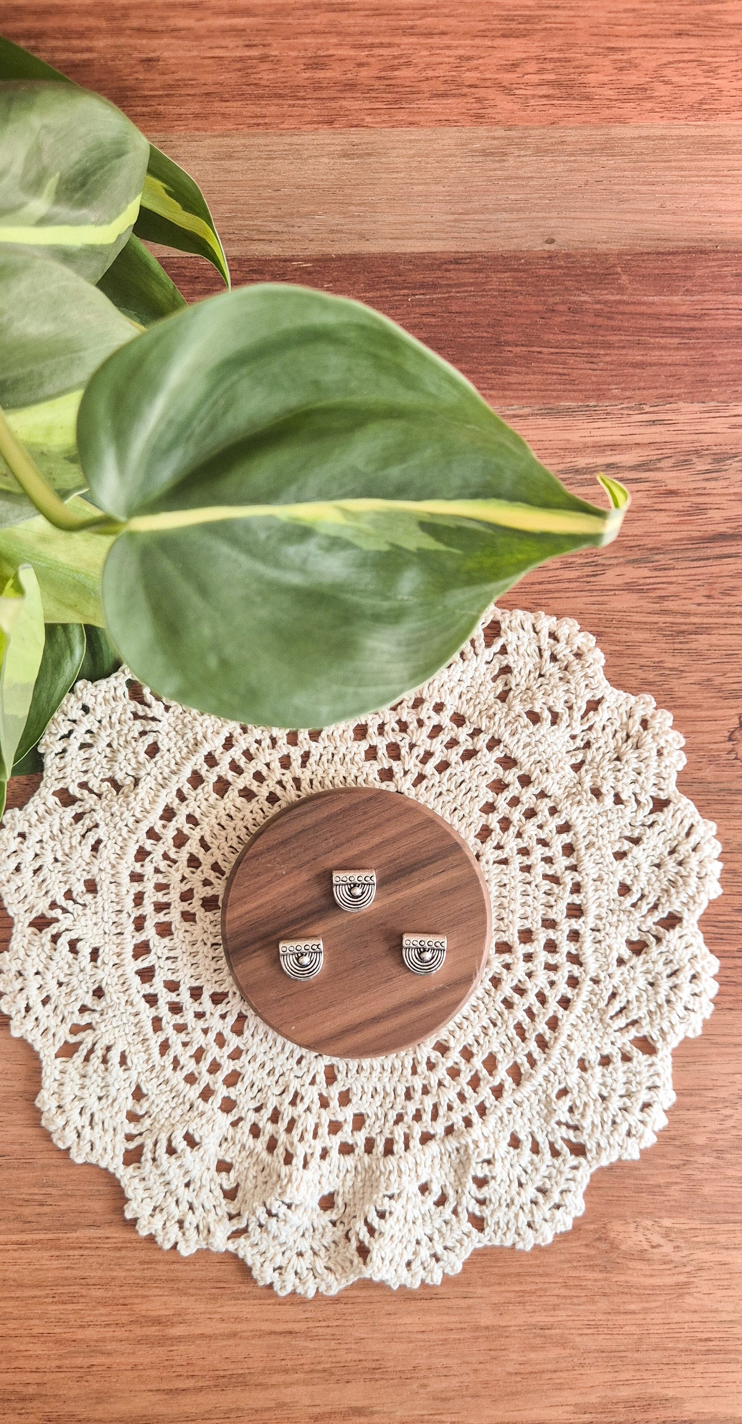Eira Charm - Raw Brass Charms – Jewellery Making Supplies (Macramé & Beading)