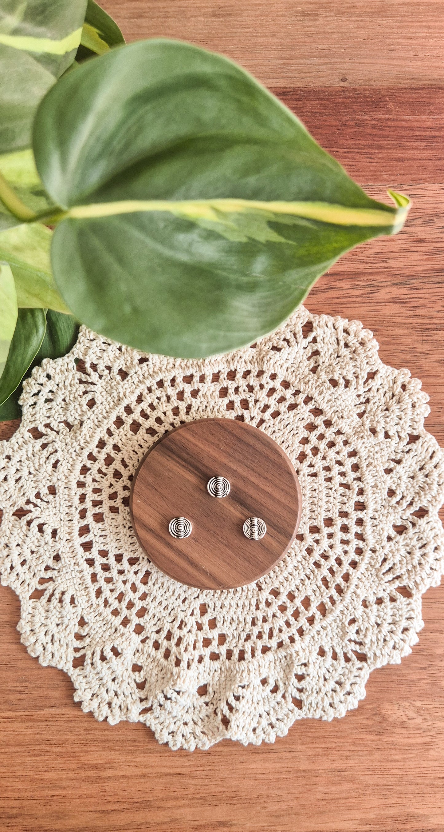 Nova Charm - Raw Brass Charms – Jewellery Making Supplies (Macramé & Beading)