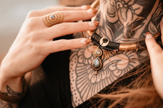 Thetis – Customisable Brass Torque Choker (Handmade Micro‑Macramé)