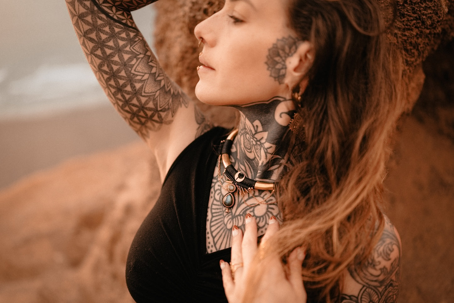 Thetis – Customisable Brass Torque Choker (Handmade Micro‑Macramé)